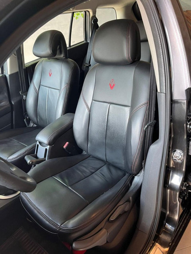 Renault Megane 1.6 DYNAMIQUE GRAND TOUR 16V FLEX 4P MANUAL