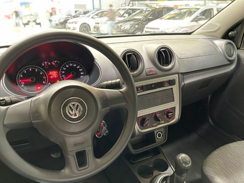 Imagem 8 de 11 de Volkswagen Gol City 2014 1.0 Mi Completo Com Direção + Ar