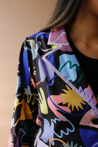 Imagen 5 de 9 de Camisa Con Estampado Y Textil Tecnológico Camisea Manifesto