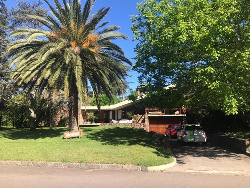 Imagen 1 de 14 de Oportunidad Casa Alquiler 5 Dormitorios 4 Baños,cochera, Wifi Alarma,pileta,quincho,jardin.a Dos Cuadras Del Mar, Disponible Solo La Segunda Quincena De Enero 2023 Uubicación Unica (mínimo Una Semana)