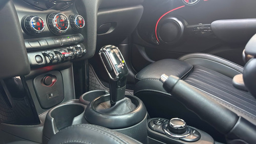Mini Cooper Resolute