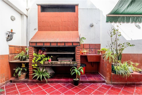 Venta Casa 6 Amb.villa Devoto Garage Quincho Playr