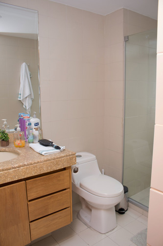 Imagen 12 de 16 de Hermoso Apartamento Poblado Castropol