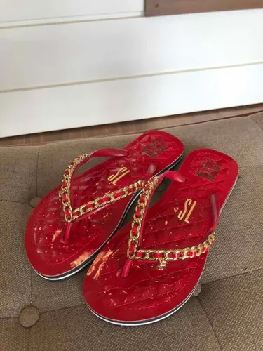 Rasteira santa hot sale lolla vermelha