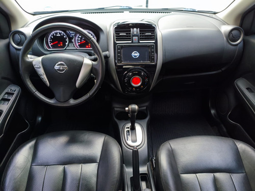 Nissan Versa 1.6 16V FLEX SL 4P XTRONIC