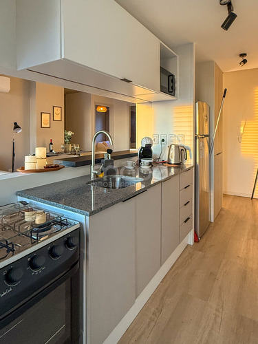 Apartamento De 2 Dormitorios A Estrenar En Venta Av. Libertador Entre Pozos Del Rey Y Valparaíso