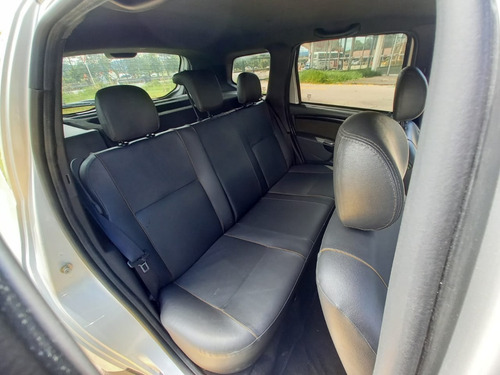 Imagen 4 de 14 de Renault Duster Dinamique
