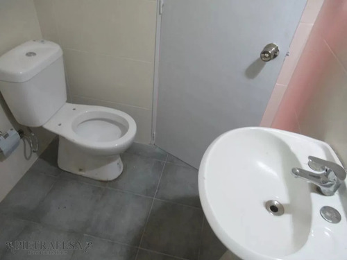 Apartamento En Venta Con Renta 2 Dormitorios, 1 Baño- Avenida Italia- La Blanqueada