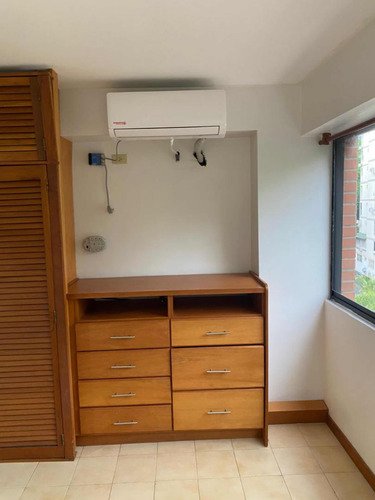 Apartamento En Alquiler Santa Rosa De Lima 68m2 Impecable