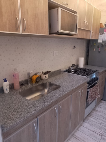 Venta Casa Tipo Ph 3 Amb Con Patio Y Terraza En Pompeya