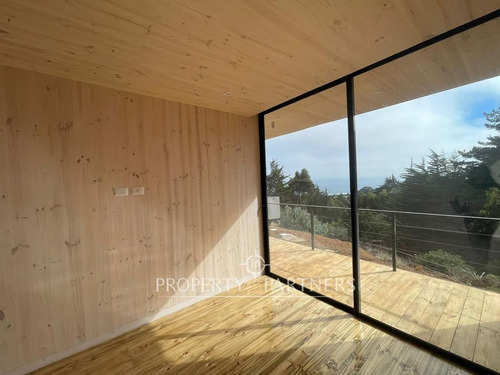 Pichilemu, Casas Nuevas Con Increíble Vista A Punt...