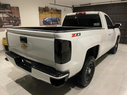 Imagen 5 de 8 de Chevrolet Silverado 2500