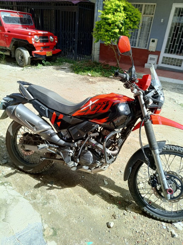 Enduro Modelo Xpulse 200 Fi