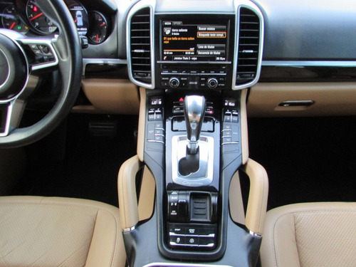 Imagen 14 de 15 de Porsche Cayenne 2016