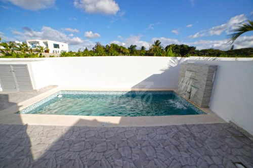 Imagen 14 de 15 de Vendemos Hermosa Casa Con Piscina En Residencial Cerrado, Santiago (jpc-224)