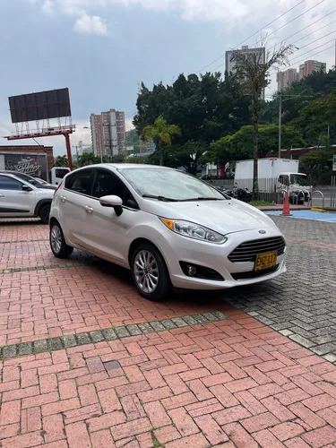 Ford Fiesta 1.6 Hatchback Titanium