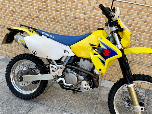 Suzuki Dr-ze 400