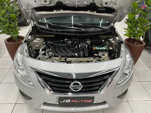 Imagem 14 de 15 de Nissan Versa 2018 1.6 16v Sv Aut. 4p