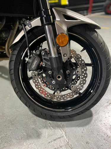 Imagen 18 de 18 de Kawasaki Versys 650 - 2017 - Exc. Estado En Stg Motosport