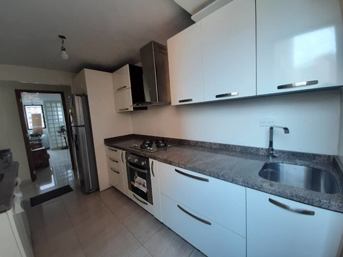 Imagen 10 de 14 de Sabana Grande Apartamento Remodelado En Venta