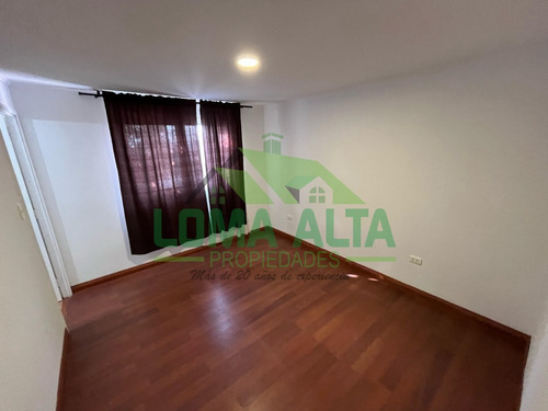 Casa De 5 Dormitorios Y 2 Baños Comuna De Puente Alto