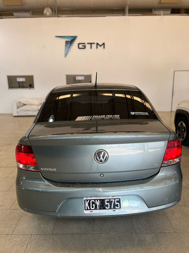 Volkswagen Voyage 1.6 Highline 101cv