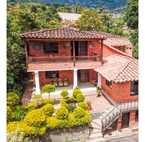 Venta De Finca De Recreo En Copacabana