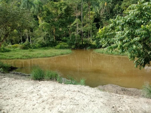 Imagem 12 de 15 de Chácara Na Mombaça Com Casa , Lago E Baias (contrato)