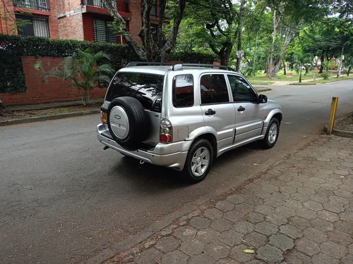 Chevrolet Grand Vitara 2.5 V6 Dohc