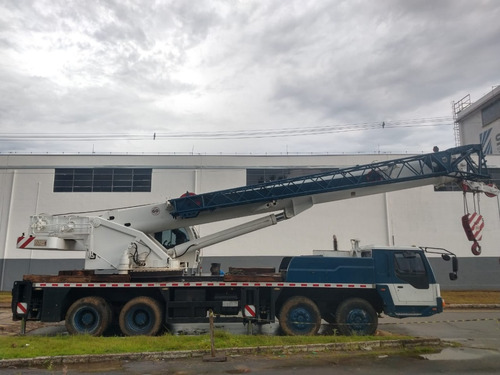 Imagem 7 de 10 de Guindaste Rodoviário Xcmg Cap 60 Ton 2008 - 2616