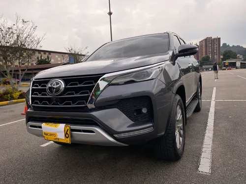 Toyota Fortuner 2.4 At 2023