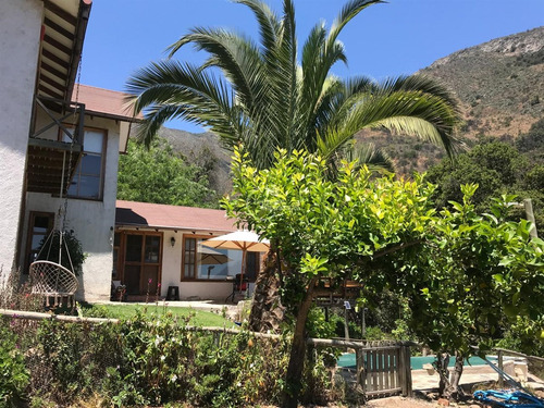 Casa En Venta De 3 Dorm. En Olmué