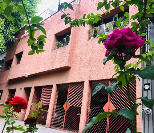 Casa Condominio En Venta Condesa 3 Recámaras 5 Baños 3 Minilofts