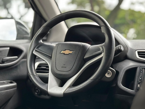 Chevrolet Onix 1.0 MPFI LT 8V