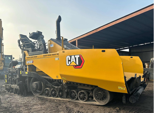 Pavimentadora Caterpillar Ap655f
