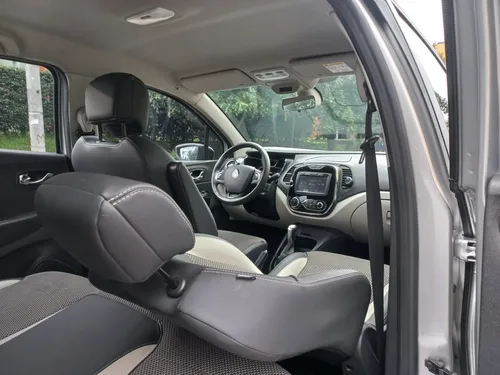 Renault Captur 2.0 Intens Automática