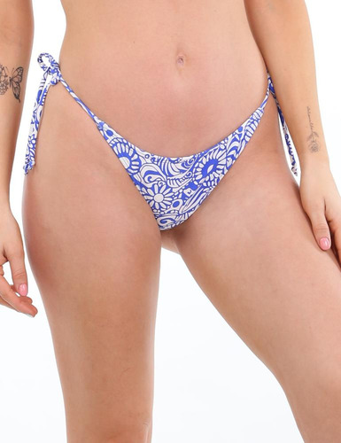 Bikini Calzón Colaless Con Amarras Estampado Azul