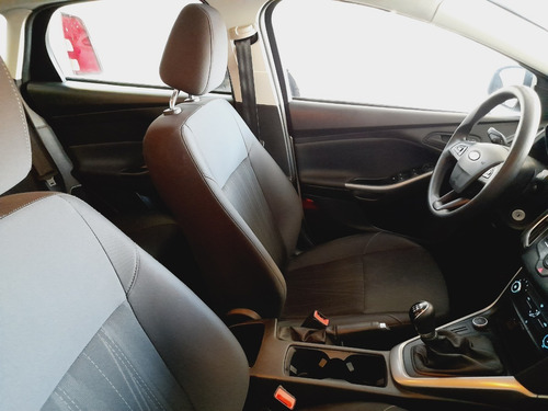 Imagen 10 de 20 de Ford Focus Iii 1.6 Sedan S