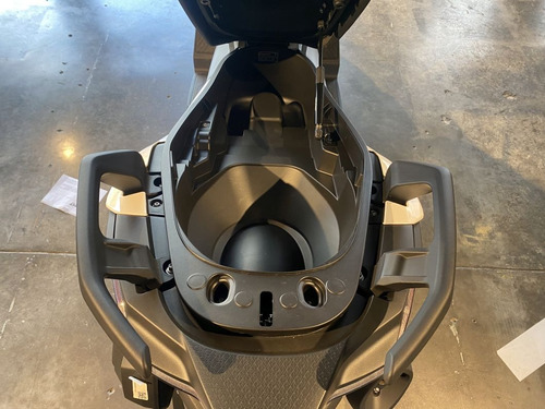 Voge Sr4 Max Pro Maxiscooter Qj Motor Fort 350 Kymco Xtown