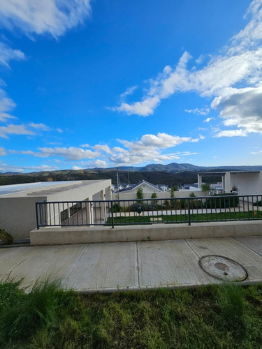 ¡arrienda En Quilpué: Depa 2d/2b En Condominio!