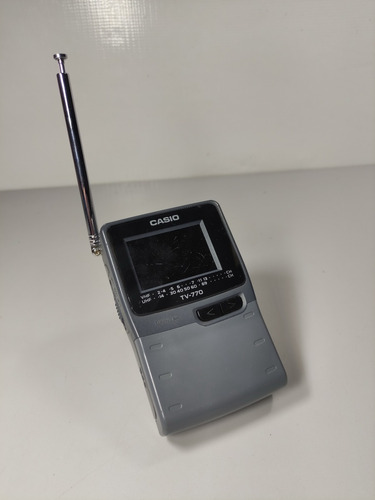 Imagem 2 de 11 de Antiga Mini Tv Portátil Analógica Casio Model Tv-777 Ok
