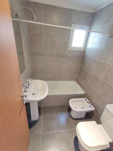 Imagen 13 de 15 de Departamento En Venta, Sarmiento 898, Belén De Escobar