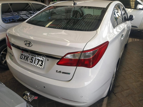 Hyundai HB20S 1.6 Premium Flex 4p