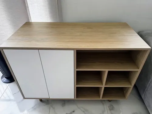 Cómoda Madera Color Arena Y Blanco. (Usado)