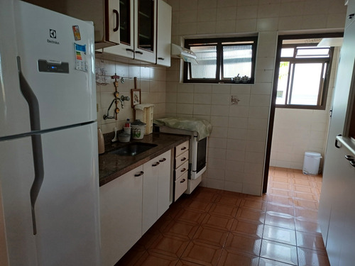 Apartamento /próximo Das Praias Astúrias E Tombo