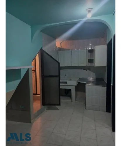 Apartamento De 3 Niveles(mls#243958)