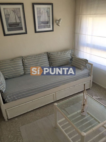 Imagen 7 de 9 de Apartamento En Peninsula En Alquiler Anual