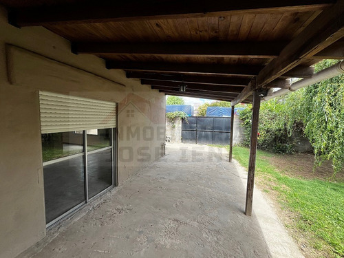 Casa 1 Dorm. En Venta - Calle Escalada Y 132 - General Belgrano.