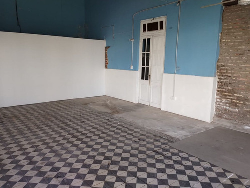 Venta Casa Y Local - Azul