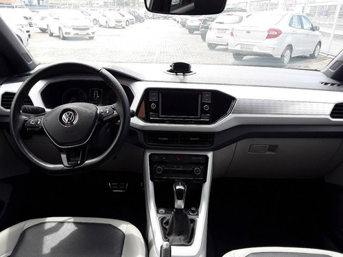 Imagem 3 de 9 de Volkswagen T-cross 1.4 250 Tsi Total Flex Highline